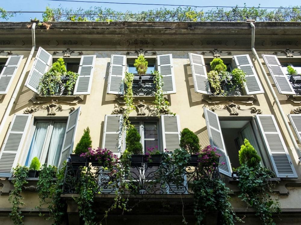 Milano Suites Екстериор снимка