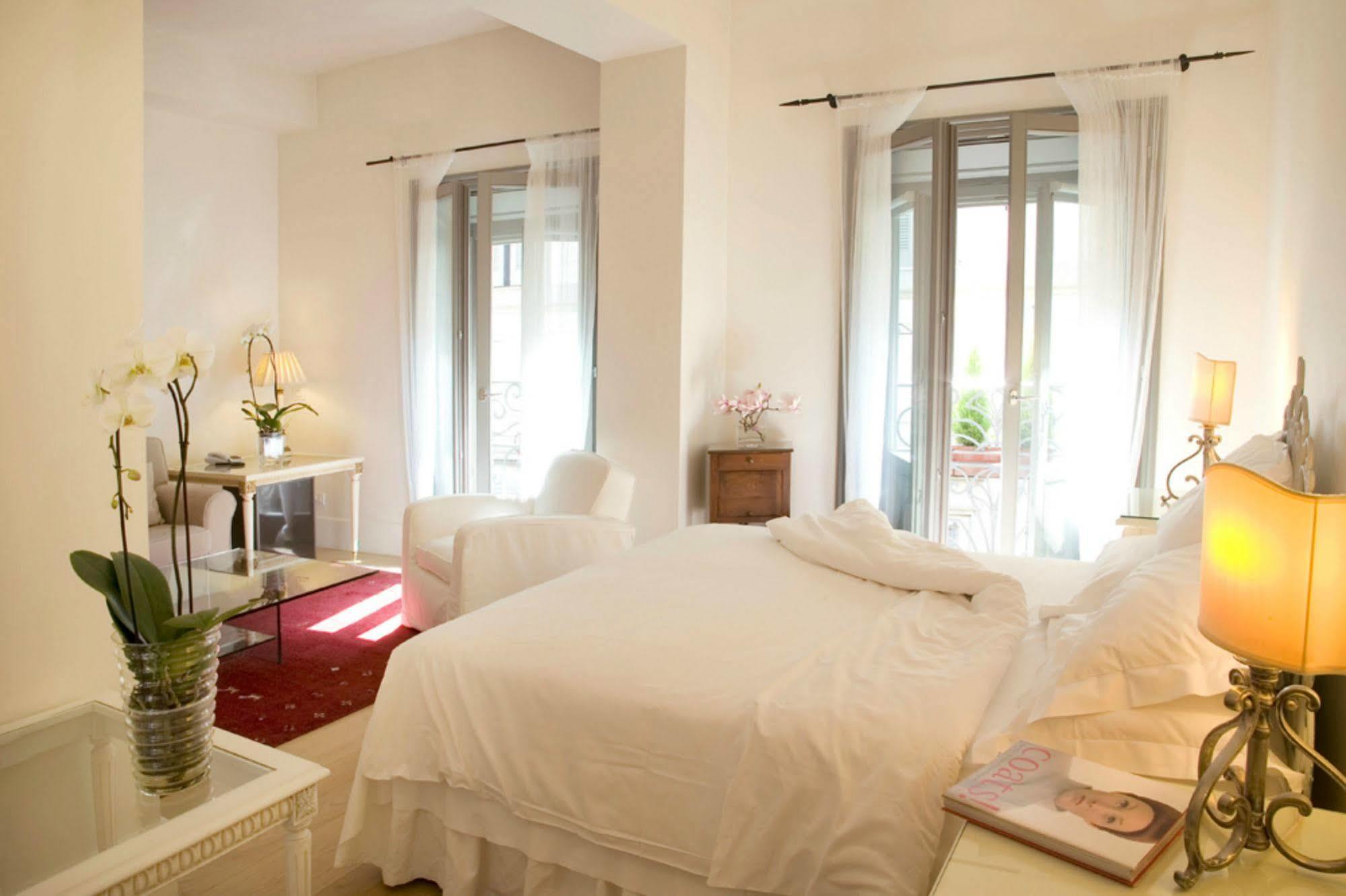 Milano Suites Екстериор снимка