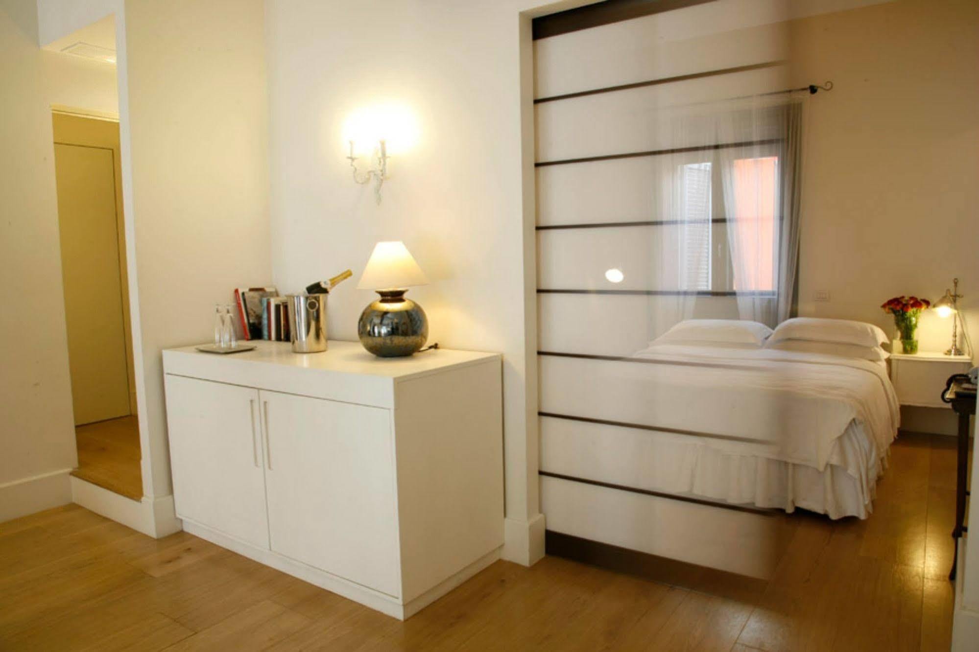 Milano Suites Екстериор снимка