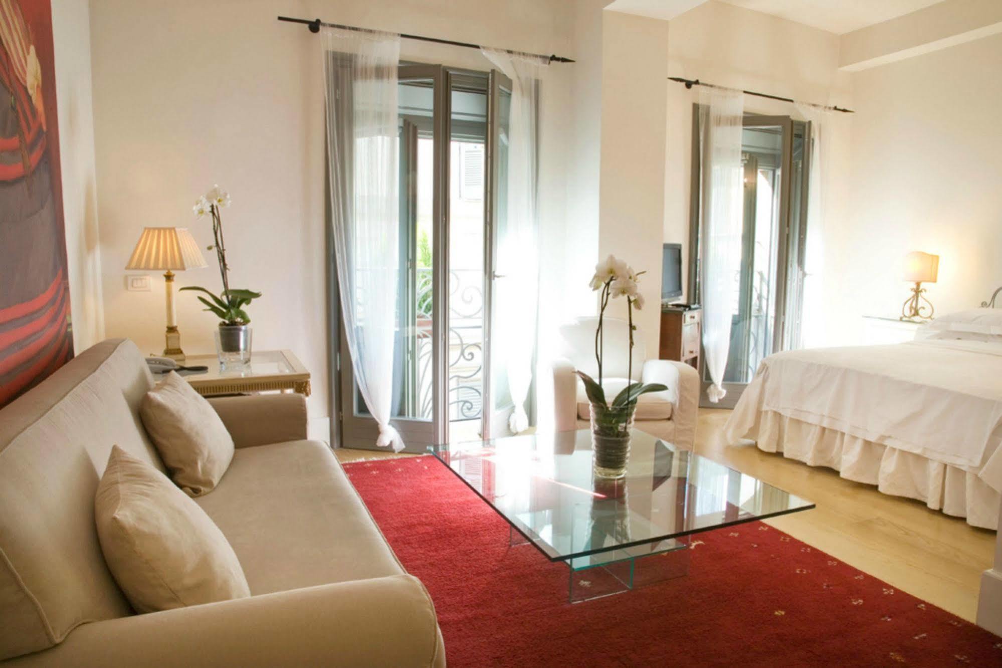 Milano Suites Екстериор снимка