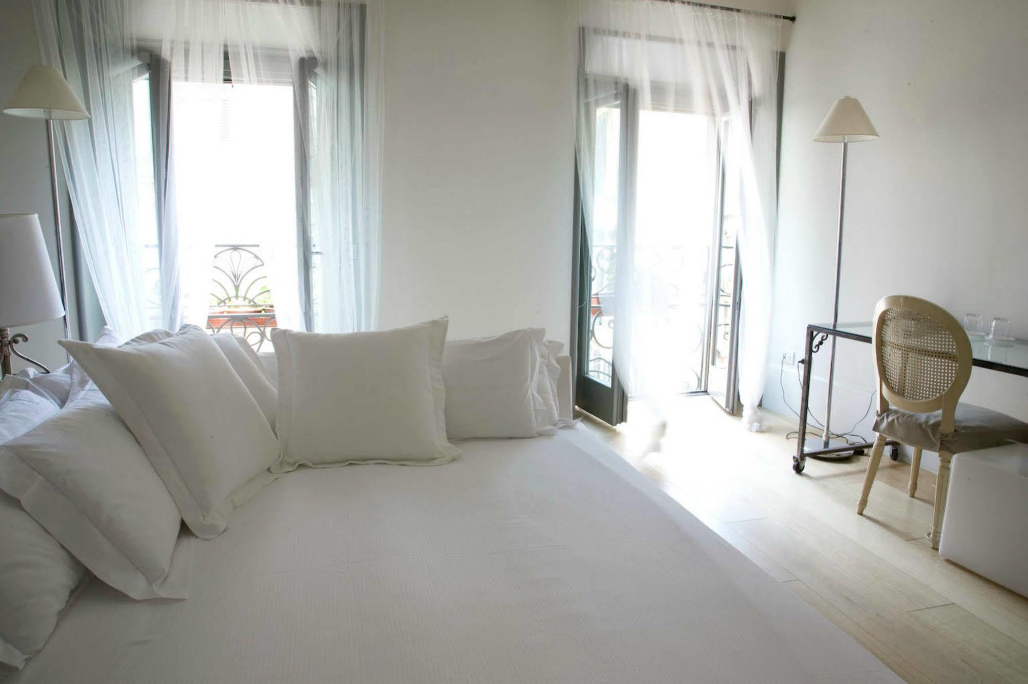 Milano Suites Екстериор снимка